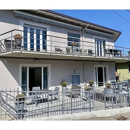 Golfo Borromeo 3 With Terrace Μπαβένο